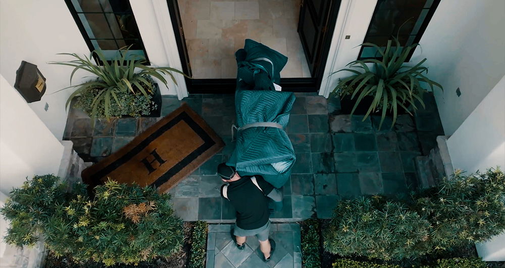 Delivering pianos to homes with care